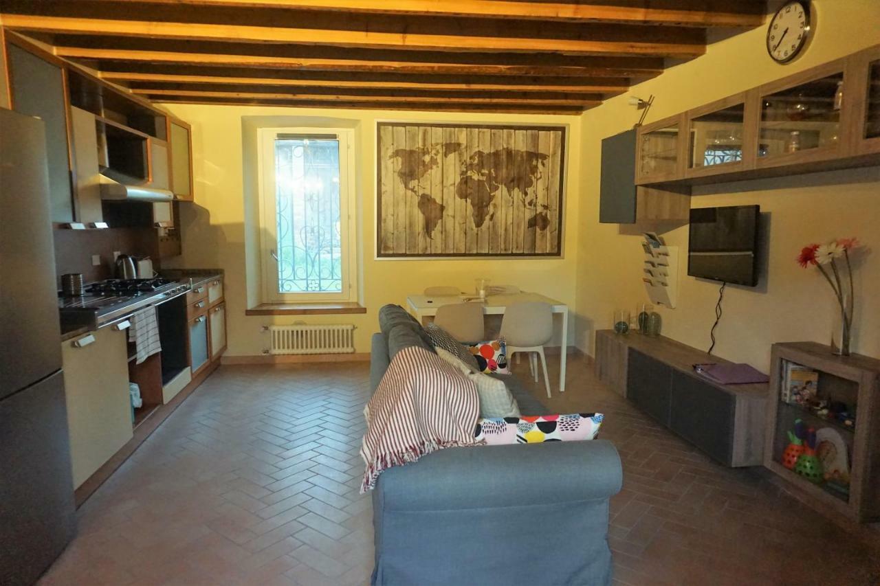 蒙赞巴诺La Casa Di Edone公寓 外观 照片